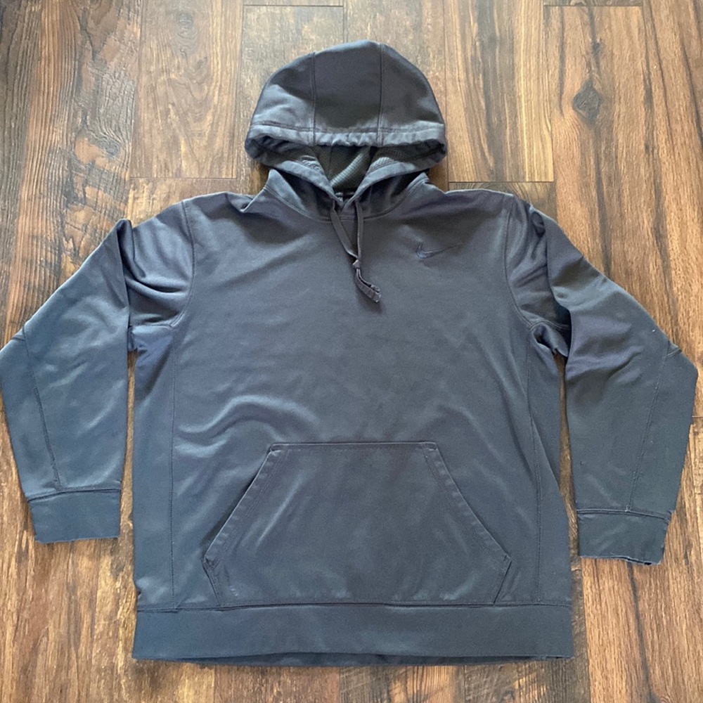 Men’s large Nike hoodie.